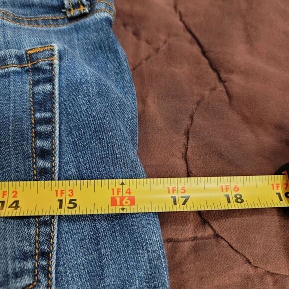 BadSeed Vintage custom reverse tie dye woman's shorts- size 8 - Picture 7 of 7